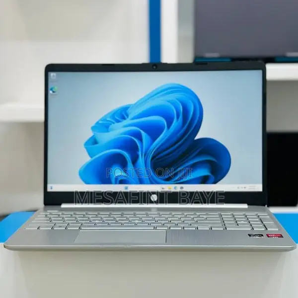 New Laptop HP Stream Notebook 8GB AMD Ryzen 5 SSD 512GB