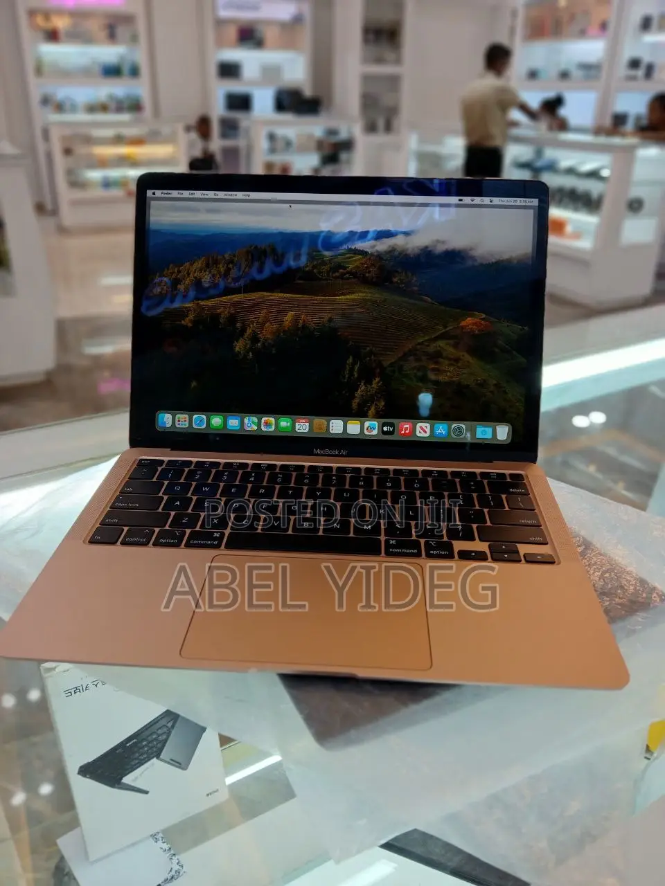 New Laptop Apple MacBook Air 2020 8GB Intel Core I3 SSD 256GB