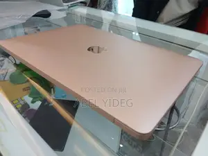 New Laptop Apple MacBook Air 2020 8GB Intel Core I3 SSD 256GB