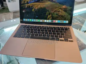 Photo - New Laptop Apple MacBook Air 8GB Intel Core I3 SSD 256GB