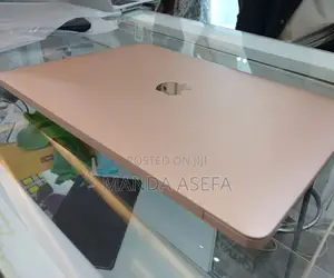 New Laptop Apple MacBook Air 8GB Intel Core I3 SSD 256GB