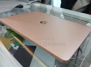 New Laptop Apple MacBook Air 2020 8GB Intel Core 2 Quad SSD 256GB