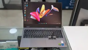 New Laptop Lenovo LOQ 15IRH8 16GB Intel Core I5 SSD 512GB