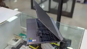 New Laptop Lenovo LOQ 15IRH8 16GB Intel Core I5 SSD 512GB