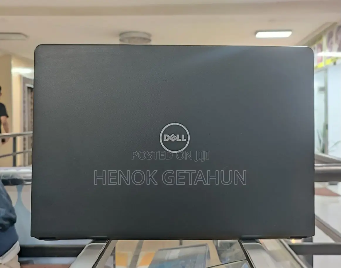 New Laptop Dell Vostro V13 4GB Intel Core I7 HDD 1T