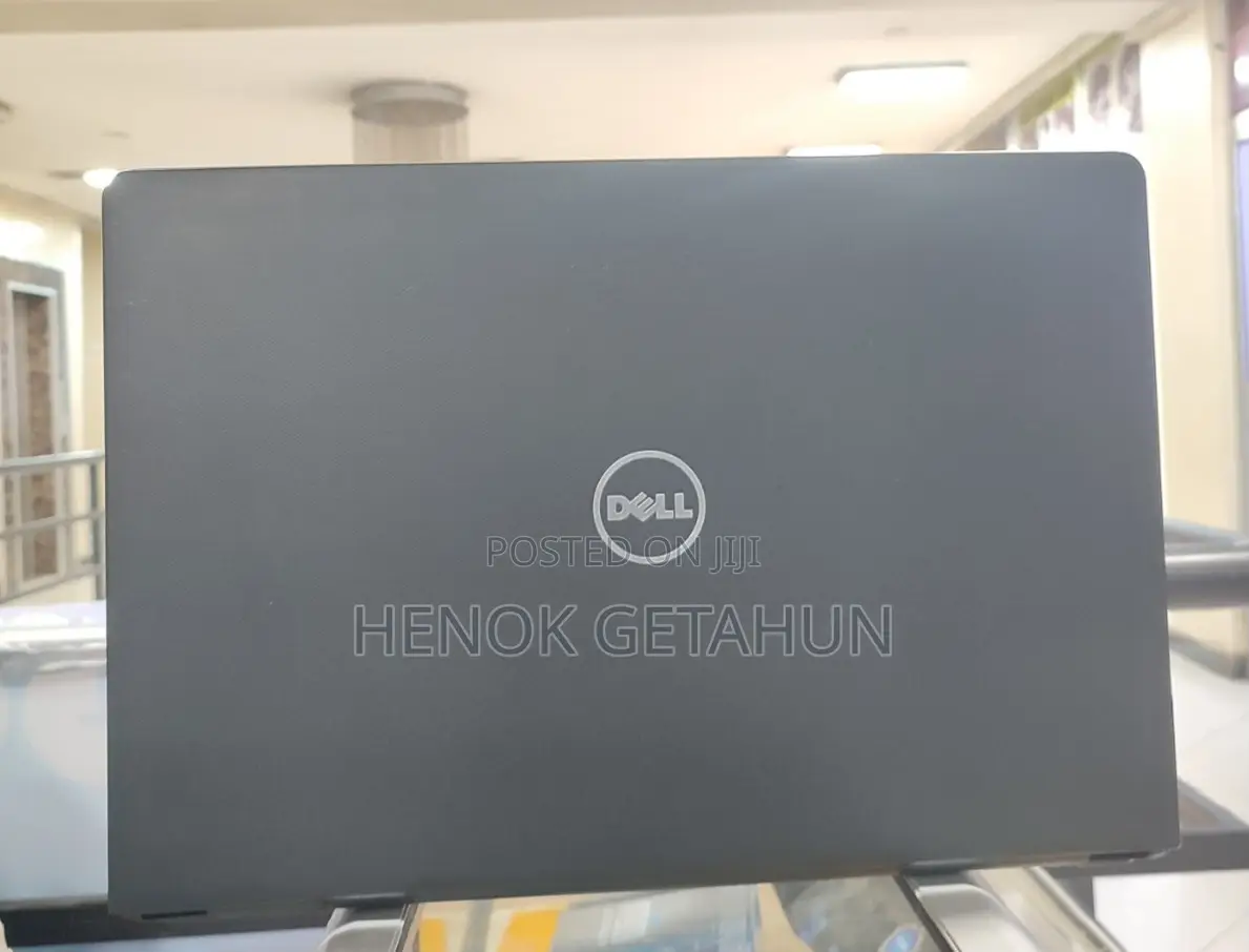 New Laptop Dell Vostro V13 4GB Intel Core I7 HDD 1T
