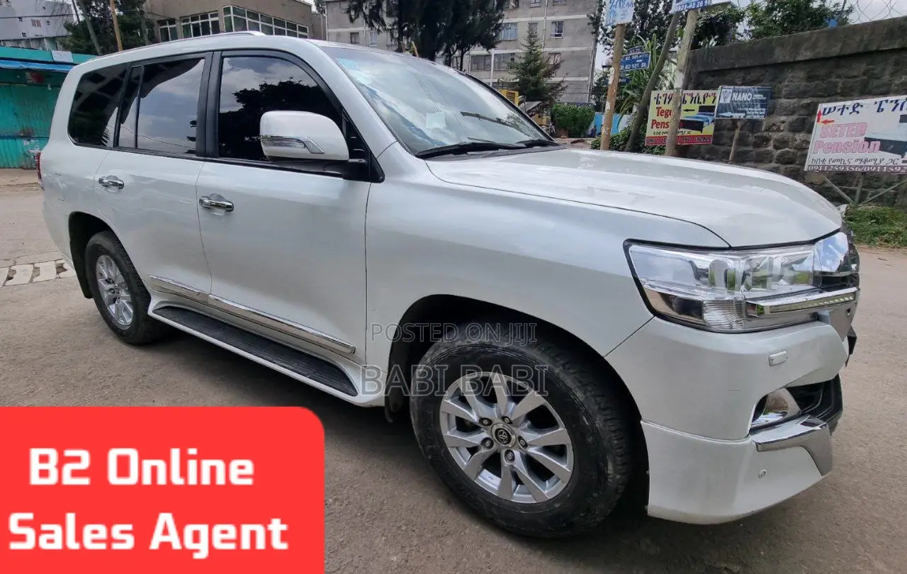 Toyota Land Cruiser 2020 White