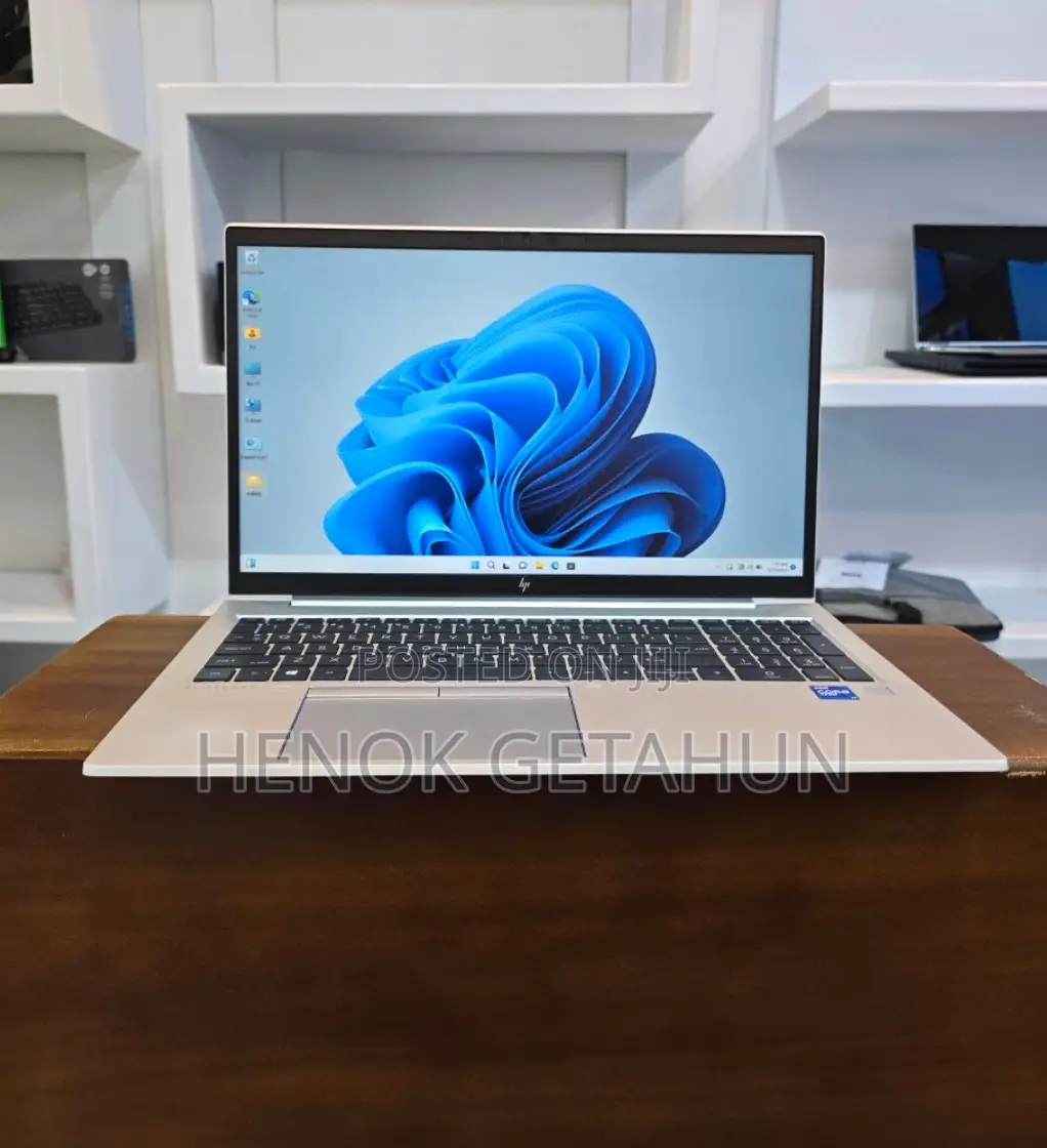 New Laptop HP EliteBook 850 G8 16GB Intel Core I7 SSD 512GB