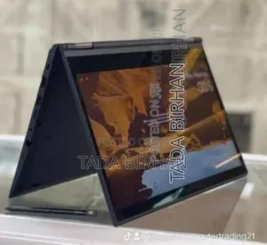 Photo - New Laptop Lenovo ThinkPad Yoga 370 8GB Intel Core i5 SSD 512GB