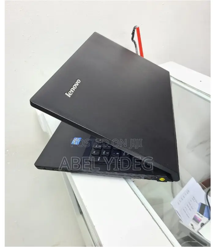 New Laptop Lenovo 4GB Intel Core I3 HDD 500GB