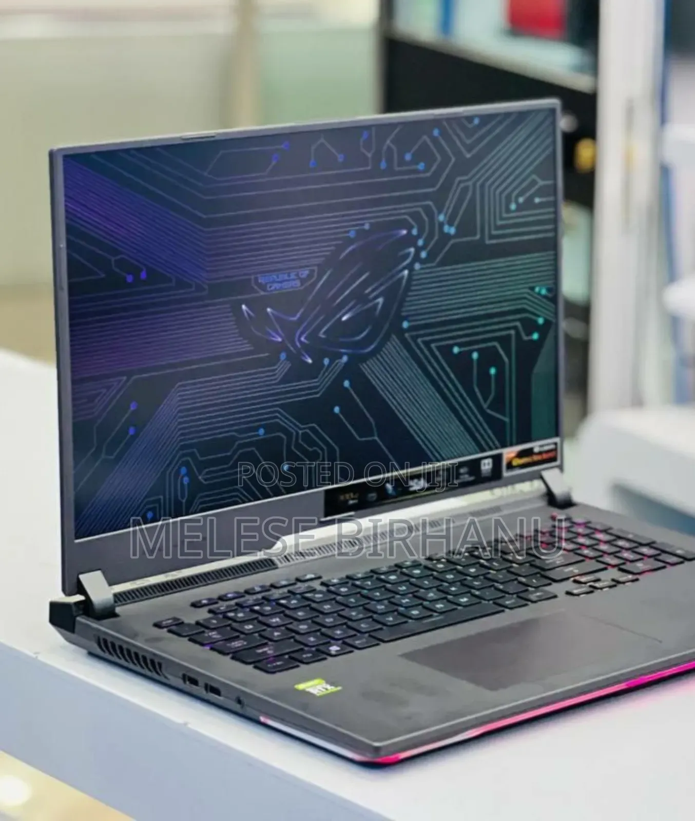 New Laptop Asus B43E 32GB AMD Ryzen 9 SSD 1T