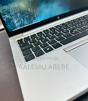 New Laptop HP EliteBook 840 G8 16GB Intel Core I5 SSD 512GB