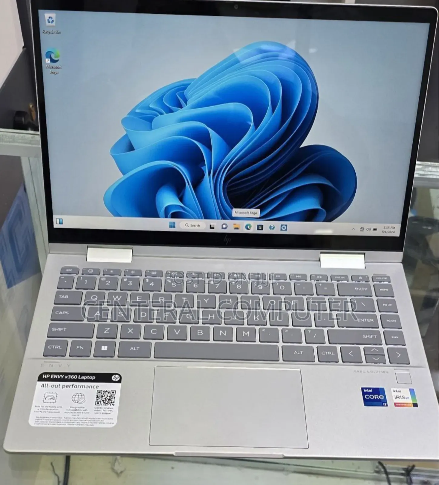 New Laptop HP Envy X360 13z 16GB Intel Core I7 SSD 1T