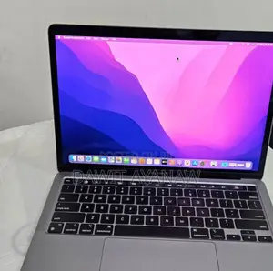New Laptop Apple MacBook Pro 2020 M1 8GB Apple M1 Pro SSD 512GB