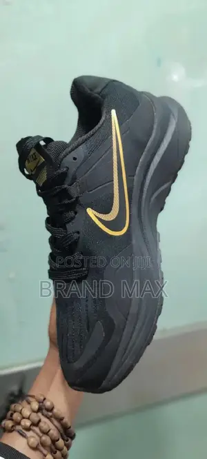 Photo - Nike Tempus Master Quality