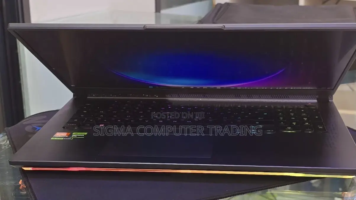 New Laptop Asus ROG Strix G17 32GB AMD Ryzen 9 SSD 1T