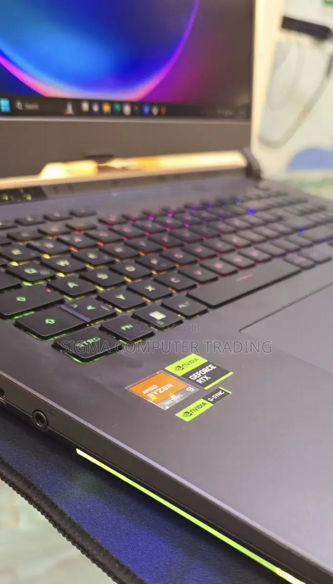 New Laptop Asus ROG Strix G17 32GB AMD Ryzen 9 SSD 1T