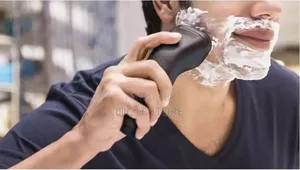 Photo - Philips Aquatouch Shaver