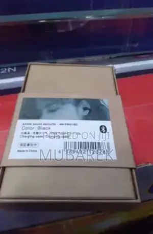 Ambie Earcuff - Elegant Curved Metallic Accessory