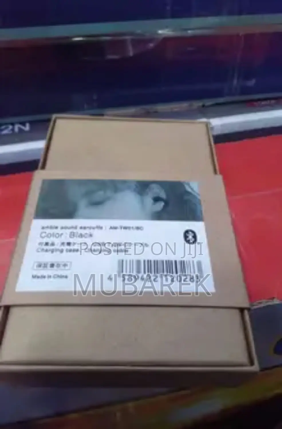 Ambie Earcuff - Elegant Curved Metallic Accessory