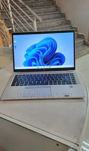 New Laptop HP EliteBook 840 G7 16GB Intel Core I5 SSD 512GB