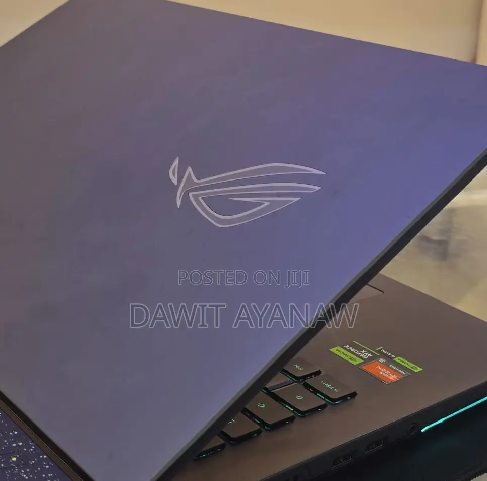 New Laptop Asus 32GB AMD Ryzen 9 SSD 1T