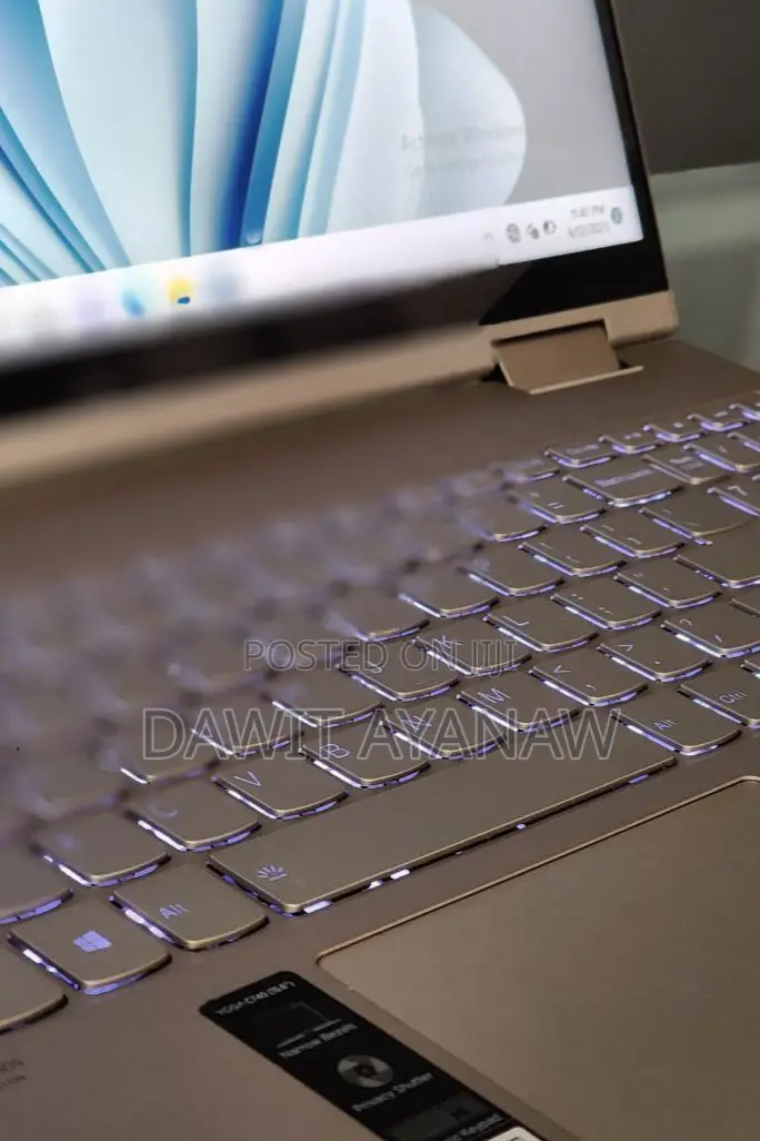 New Laptop Lenovo 12GB Intel Core I7 SSD 512GB