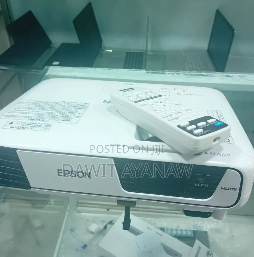 Epson Projector S41