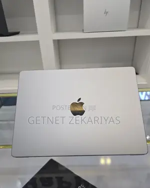 New Laptop Apple MacBook Pro 96GB Apple M2 SSD 2T