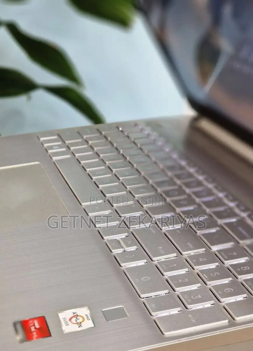 New Laptop HP Stream Notebook 8GB AMD SSD 256GB