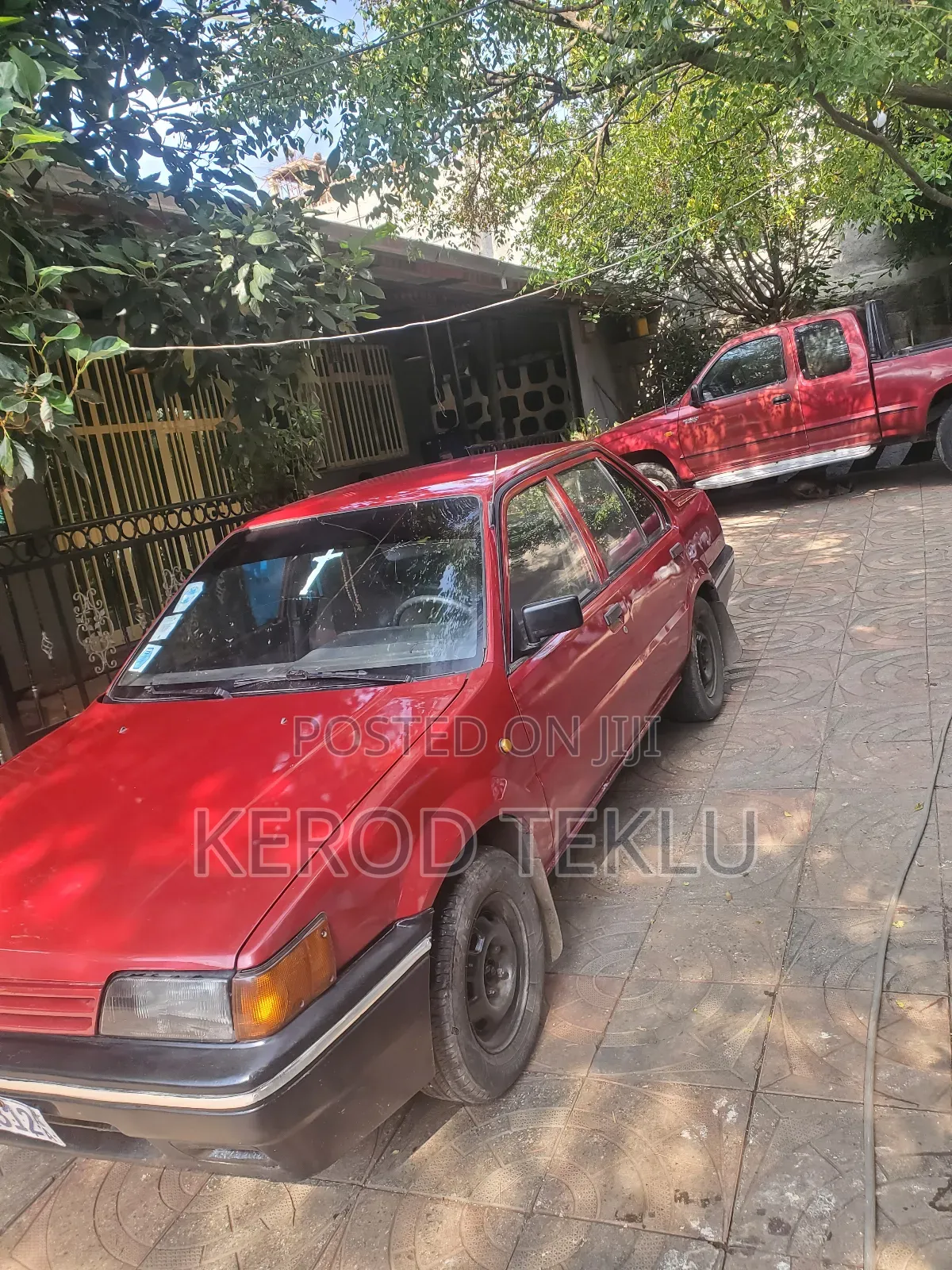 Nissan Sunny 1989 Red