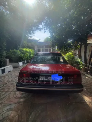 Nissan Sunny 1989 Red