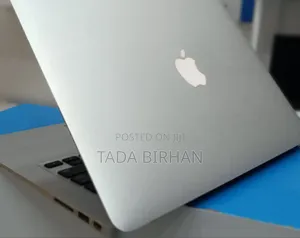 Laptop Apple MacBook Pro M1 16GB Intel Core I5 SSD 256GB