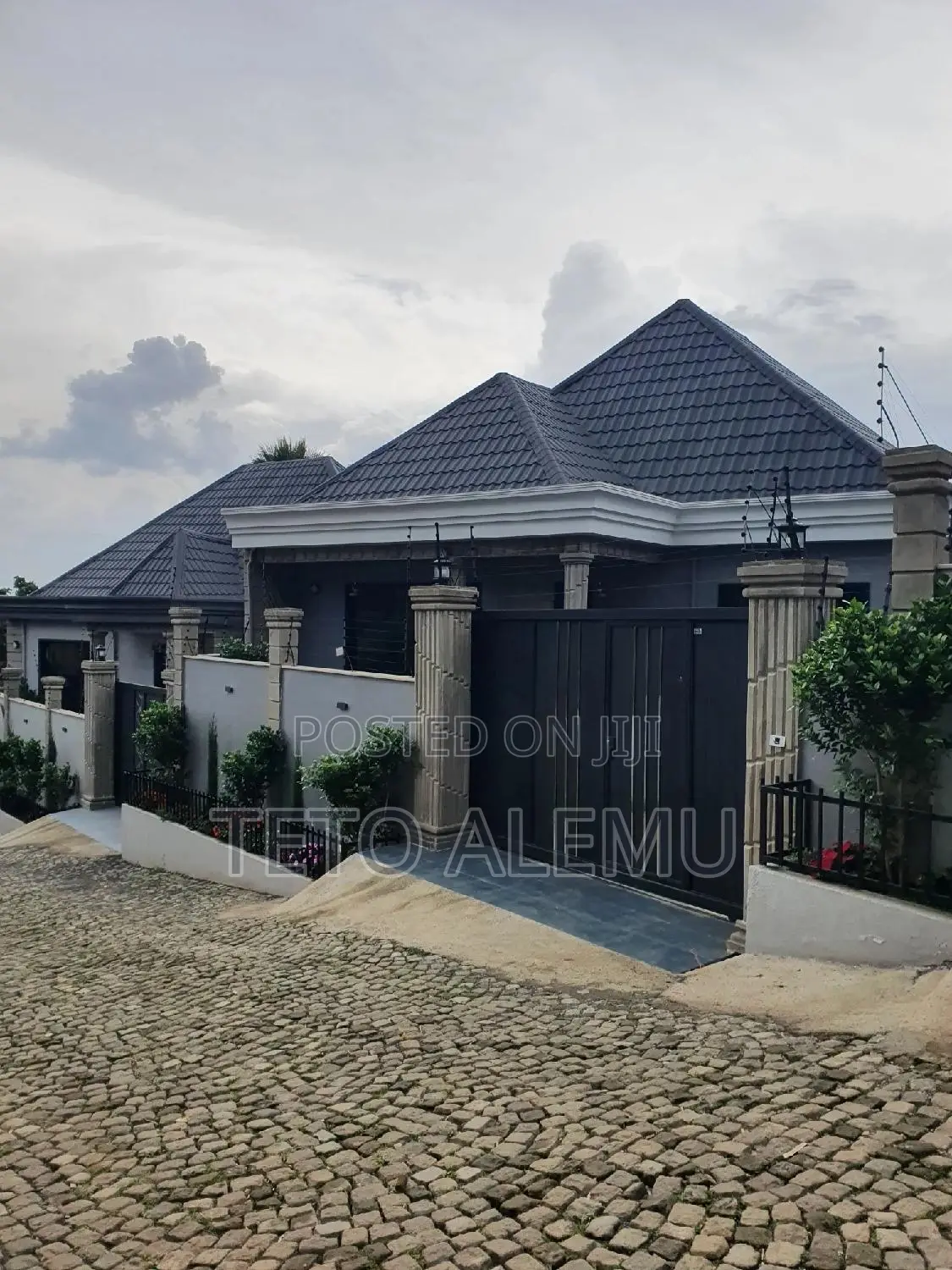 3bdrm House in የሚሸጥ ቪላ ኮተቤ ኮሌጂ, Yeka for sale