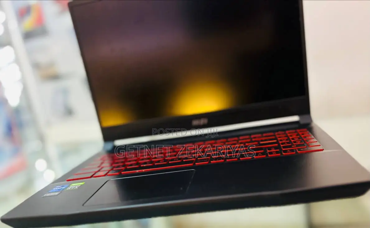 New Laptop MSI Katana 15 16GB Intel Core I7 SSD 1T