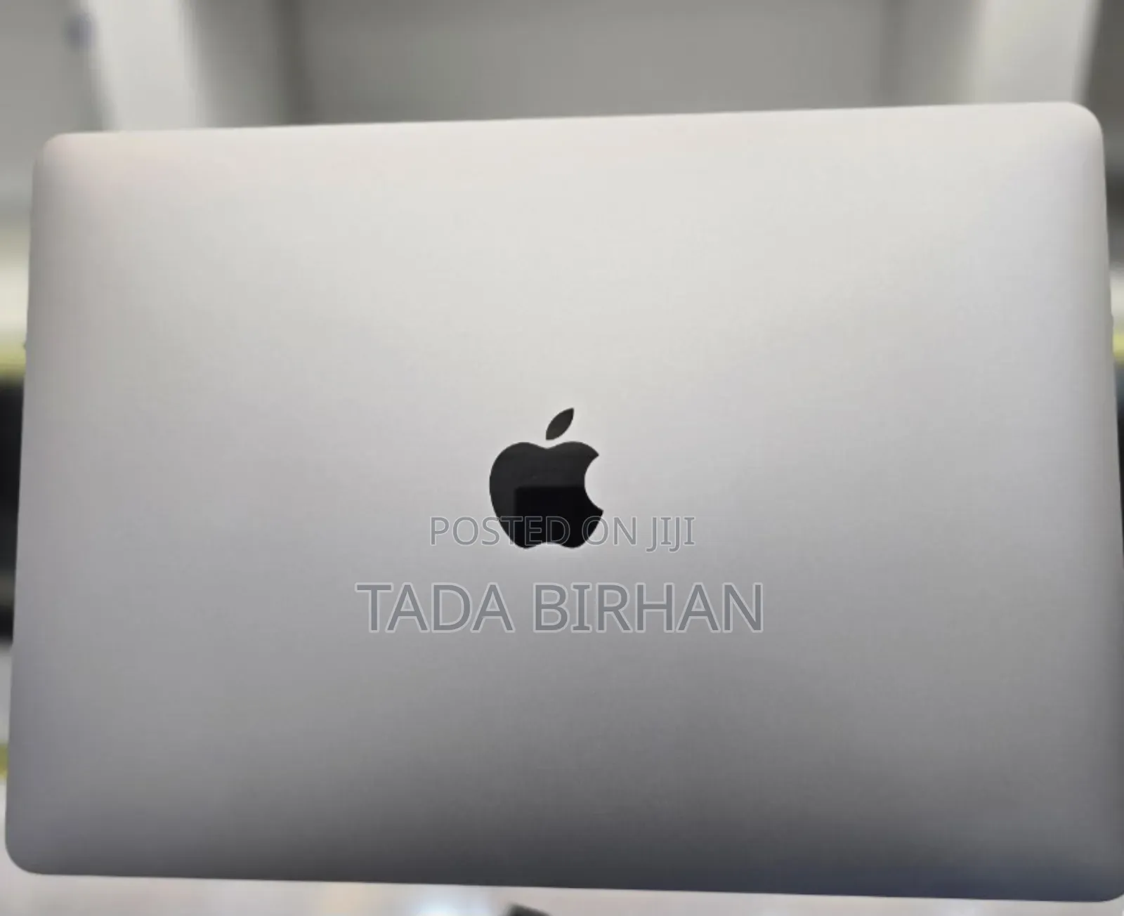 New Laptop Apple MacBook Air 2020 M1 8GB Apple M1 SSD 256GB