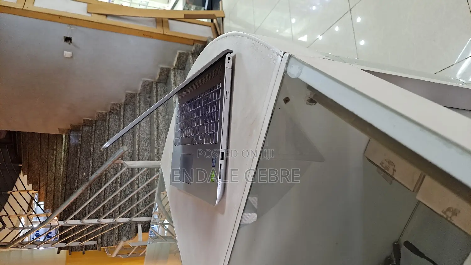 New Laptop HP Pavilion 15 8GB Intel Core I7 HDD 2T