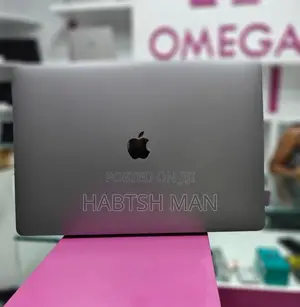 Photo - New Laptop Apple MacBook Pro 2017 16GB Intel Core I7 SSD 512GB