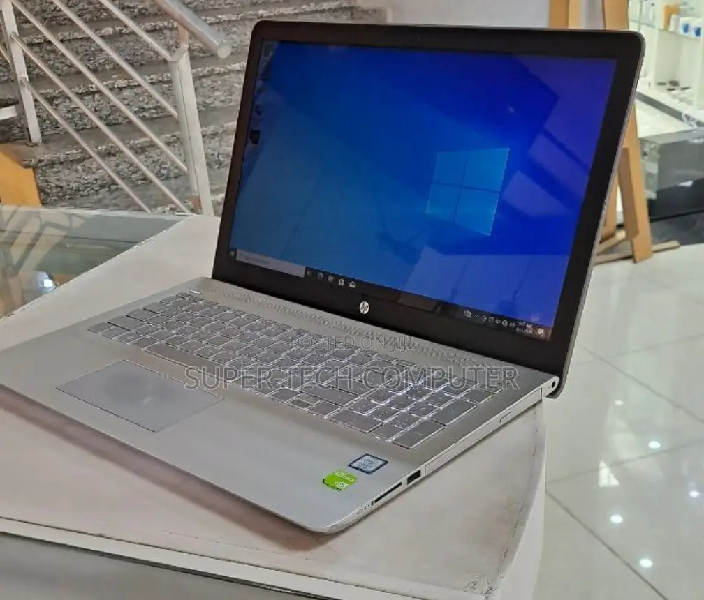 New Laptop HP Pavilion 15 8GB Intel Core I7 HDD 2T