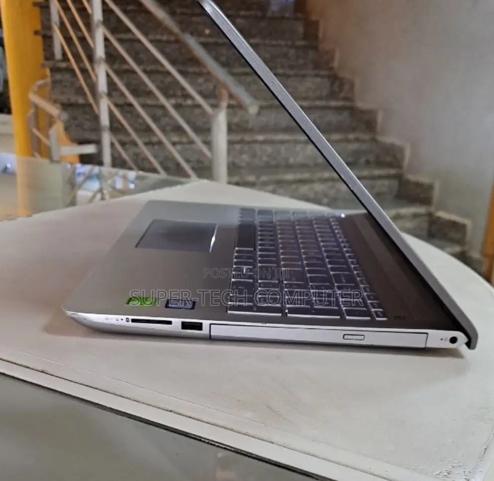 New Laptop HP Pavilion 15 8GB Intel Core I7 HDD 2T