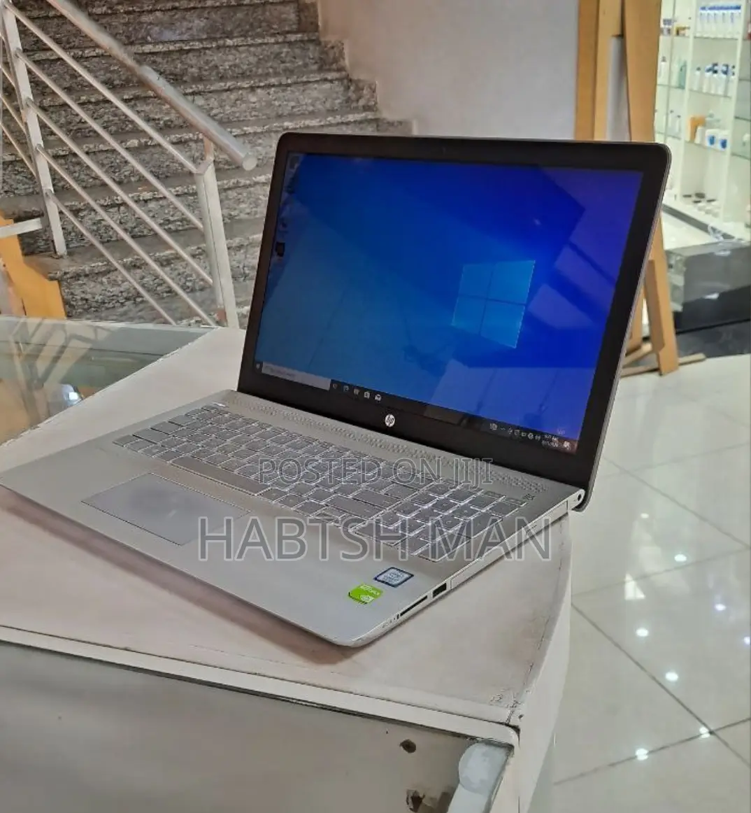 New Laptop HP Pavilion 15 8GB Intel Core I7 HDD 2T