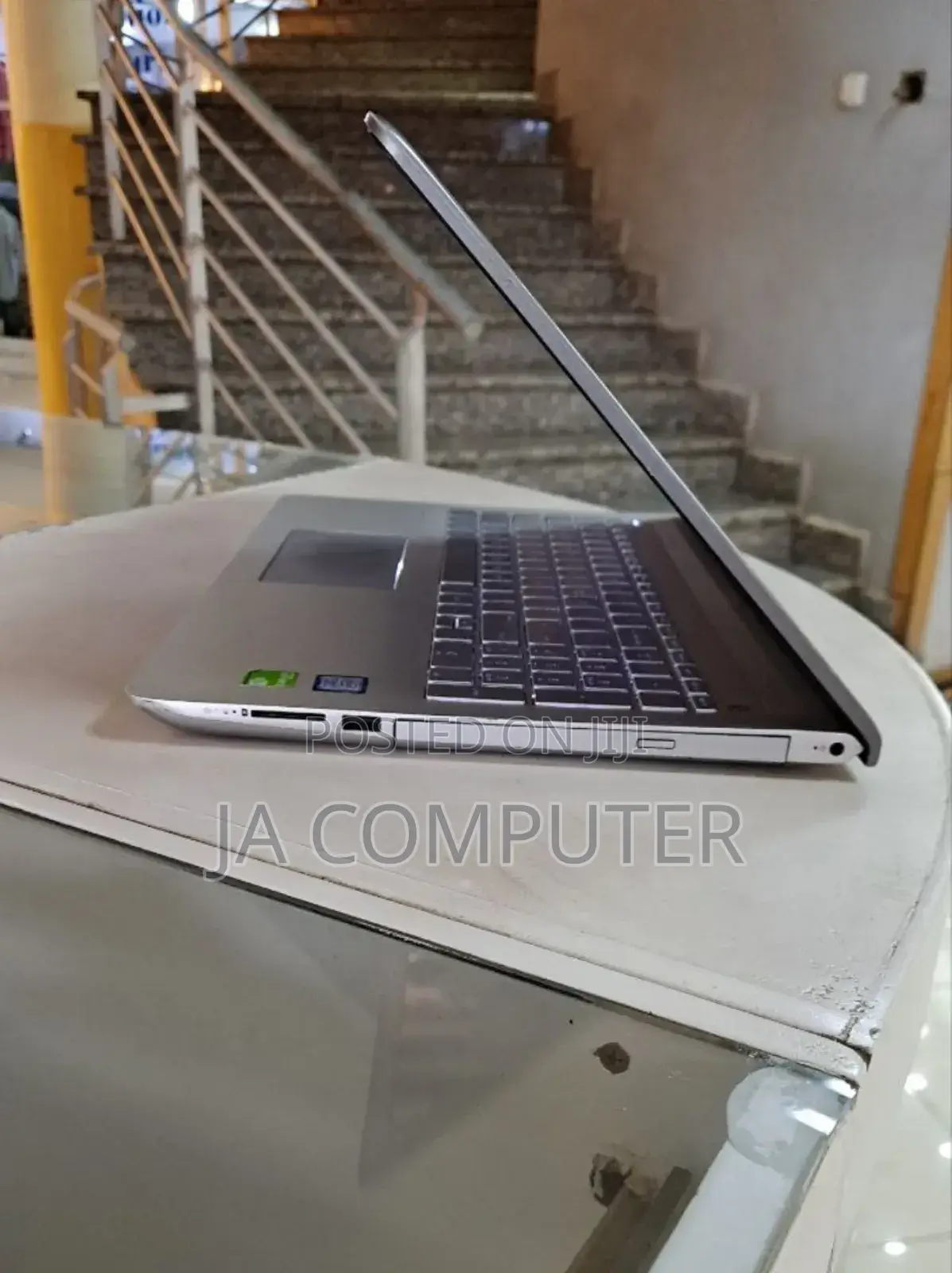 New Laptop HP Pavilion 15 8GB Intel Core I7 HDD 2T