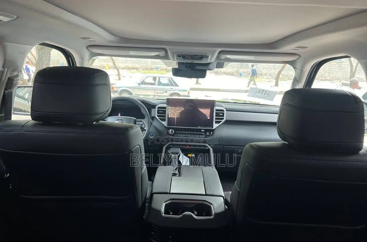 New Toyota Sequoia 2024 Black