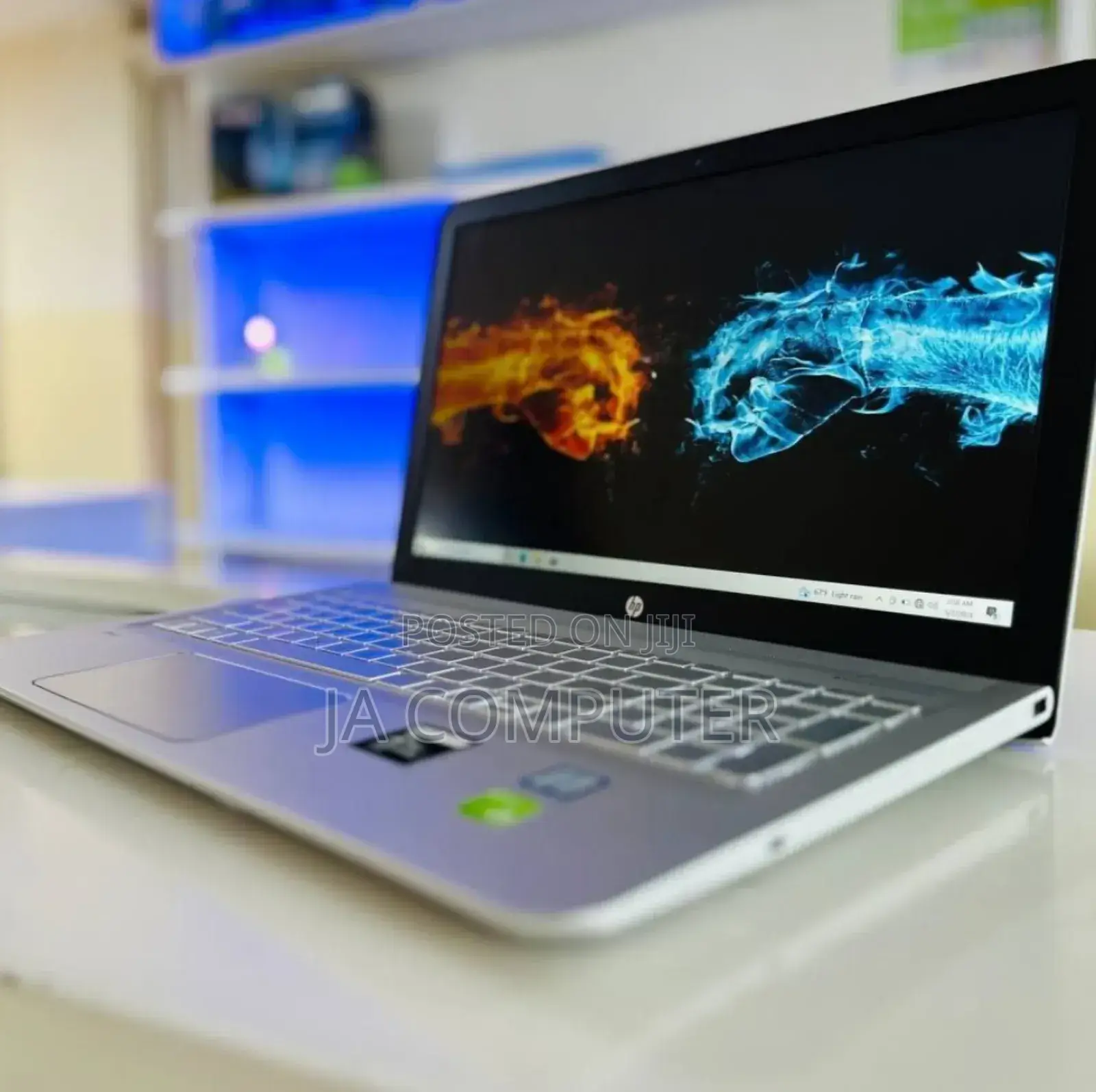 New Laptop HP Envy X360 8GB Intel Core I5 HDD+SSD 750GB