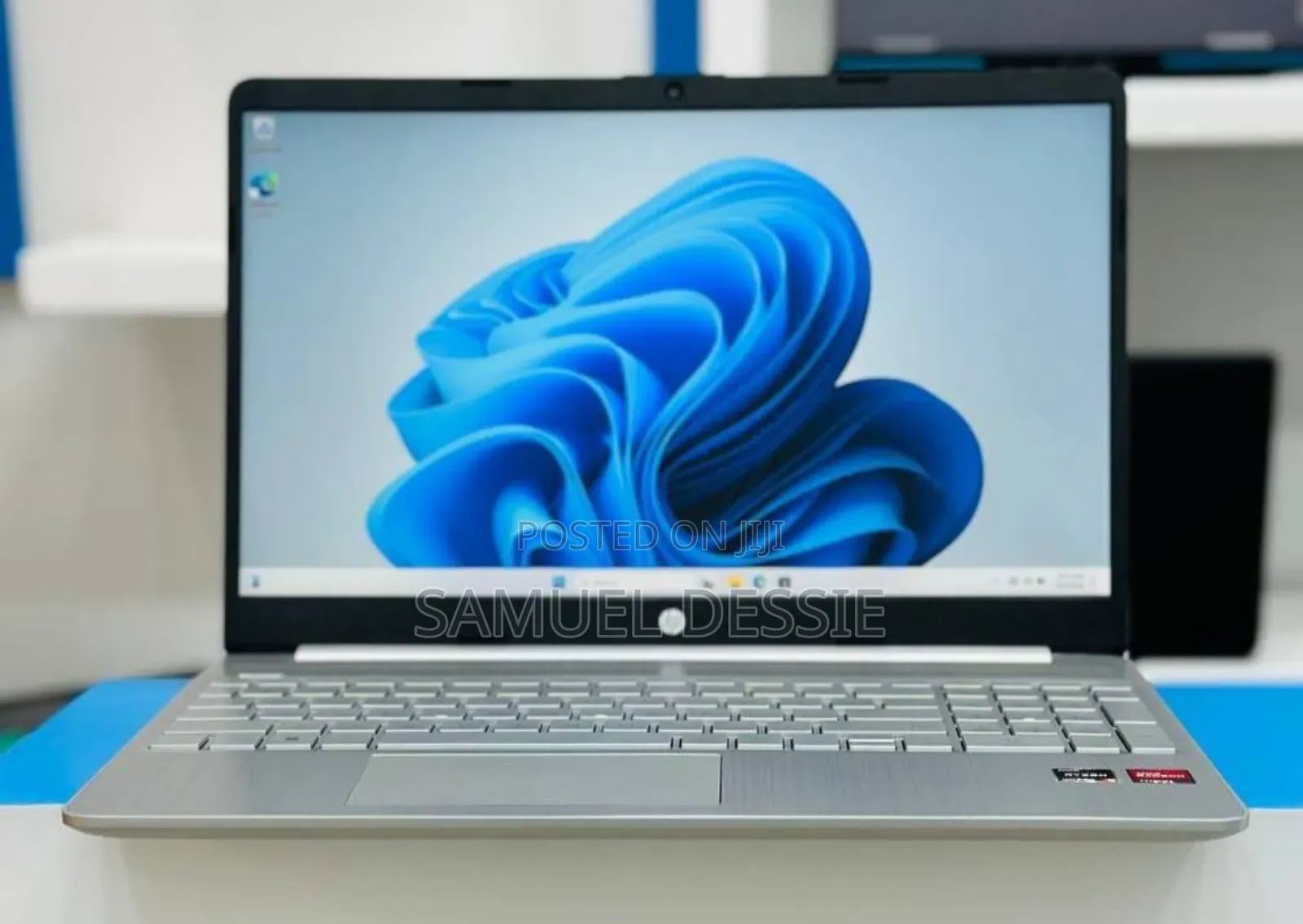 New Laptop HP Stream Notebook 8GB AMD Ryzen 5 SSD 512GB