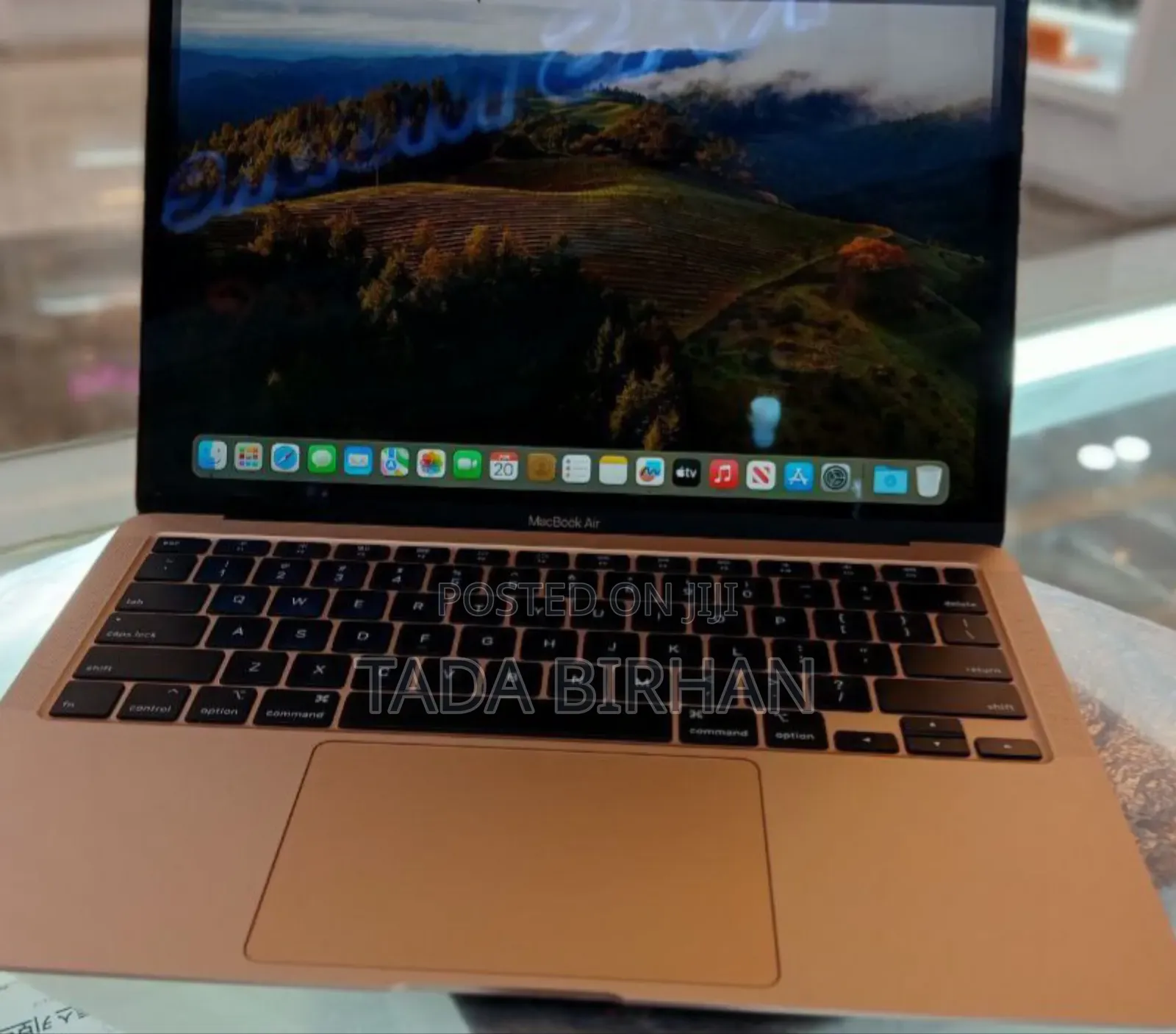 New Laptop Apple MacBook Air 2020 M1 8GB Intel Core I3 SSD 256GB