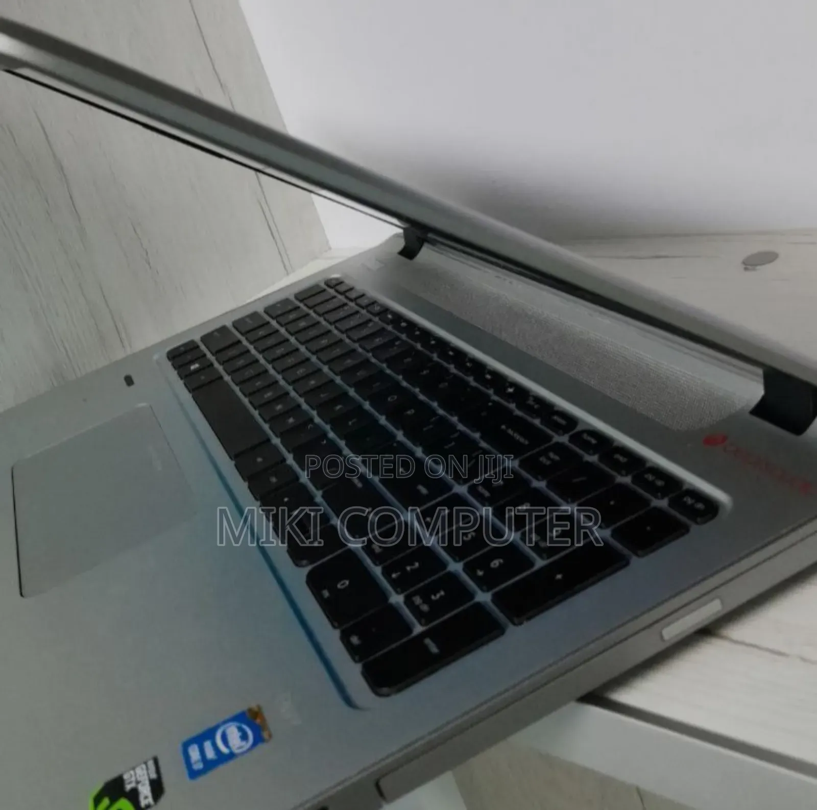 New Laptop HP Envy X360 8GB Intel Core I7 SSD 512GB