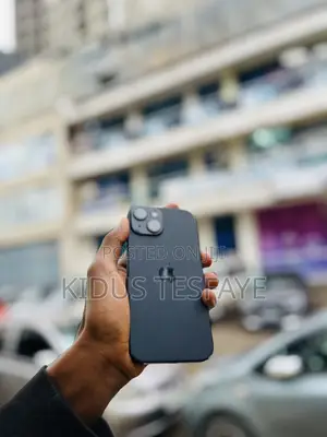 Photo - New Apple iPhone 15 128 GB Black