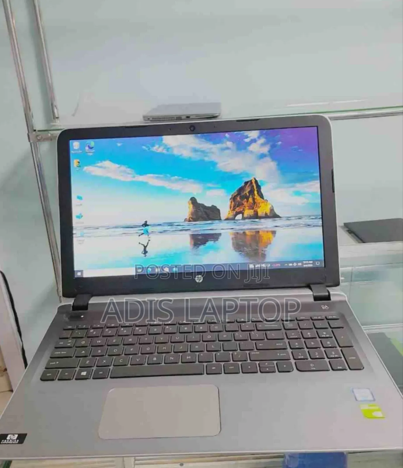 New Laptop HP Envy X360 8GB Intel Core I7 SSD 512GB