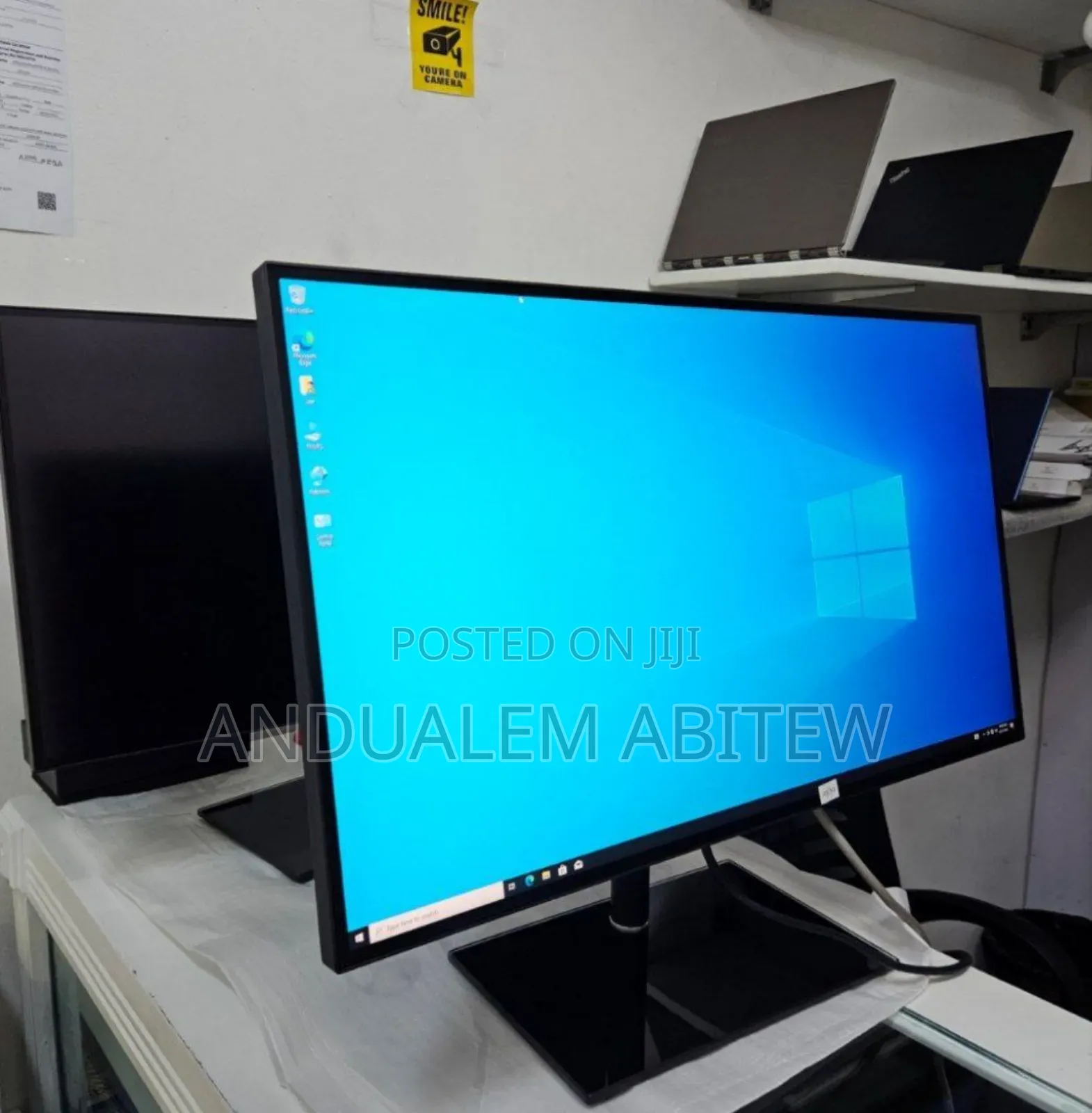 Lenovo 27 Inch Frameless Monitor